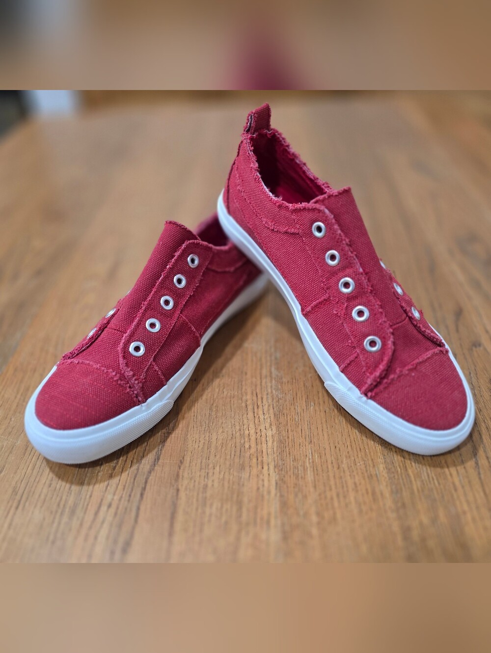 Corkys Babalu Canvas Slip-On Sneakers-Red Size 7 NWOT